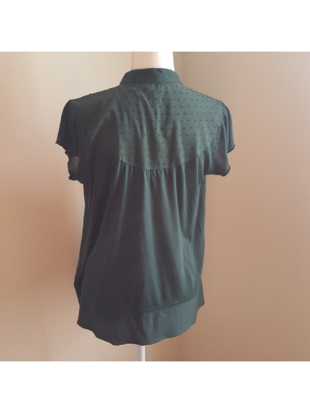 Green Top Blouse Size Small - Picture 3 of 3